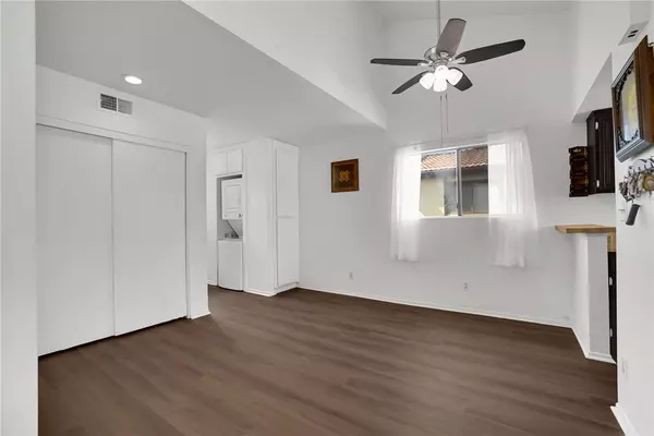 Covina, CA 91722,18707 East Arrow