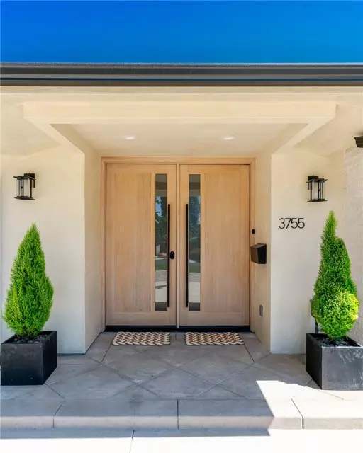 Pasadena, CA 91107,3755 Hampton Road