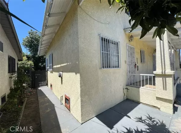 Los Angeles, CA 90011,2619 Trinity Street