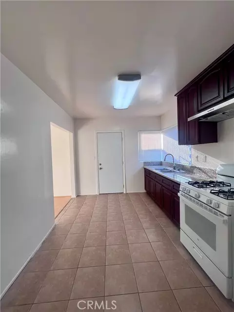 Arcadia, CA 91006,962 East Sandra Avenue