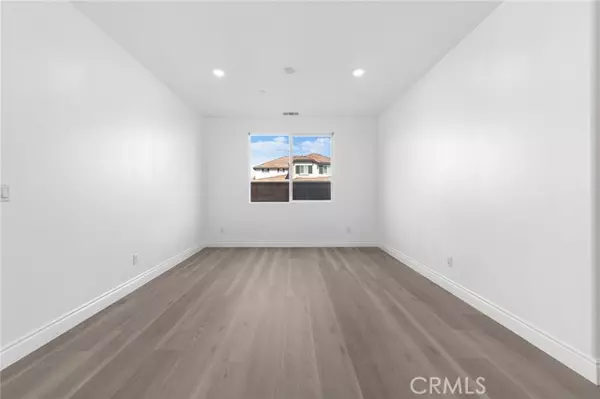 Jurupa Valley, CA 91752,11877 Crossbill Way