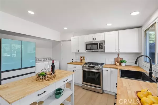 Pomona, CA 91767,493 East Harrison Avenue