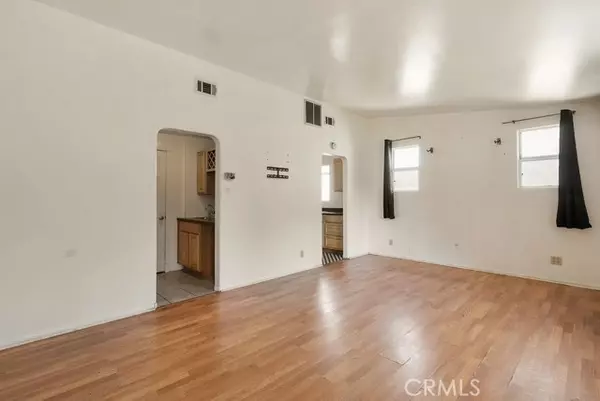 Los Angeles, CA 90032,3233 Dorchester Avenue