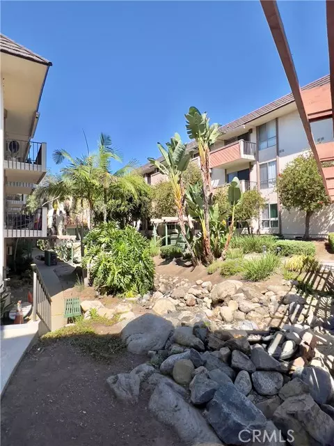 Long Beach, CA 90804,5585 East Pacific Coast