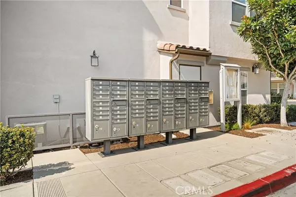 Montebello, CA 90640,1118 Calle Montana