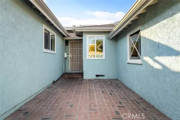 Covina, CA 91722,1357 North Aldenville