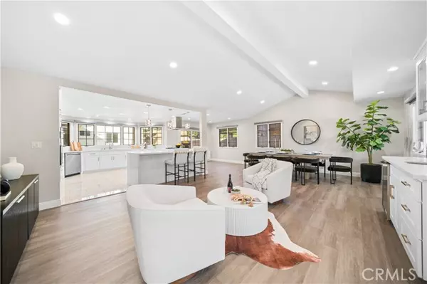 Yorba Linda, CA 92886,17841 Buena Vista Avenue