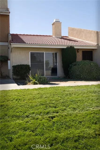 Victorville, CA 92395,16465 Green Tree