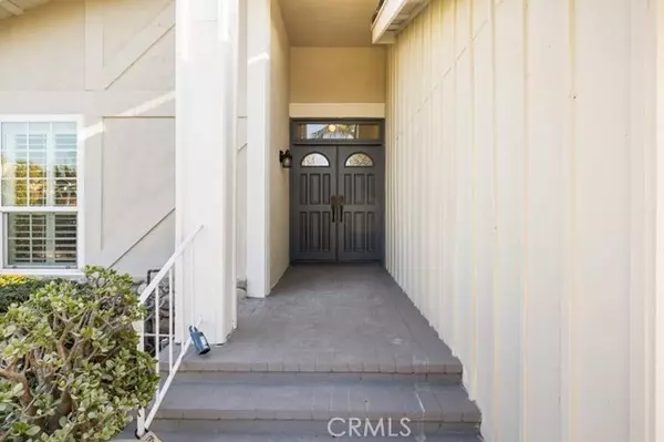 Lake Forest, CA 92630,22976 Broadleaf