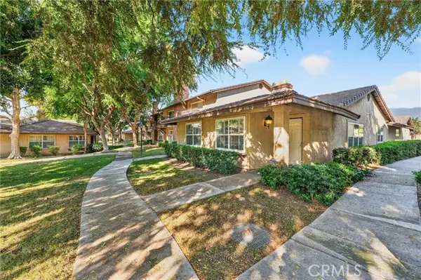 Glendora, CA 91740,954 South Glendora