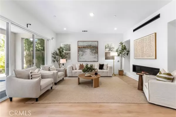 Irvine, CA 92618,105 Shear