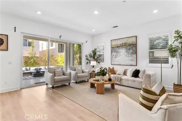 Irvine, CA 92618,105 Shear