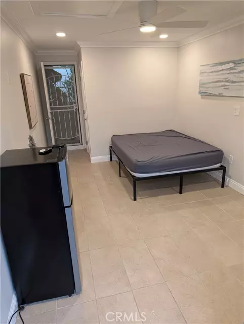 Long Beach, CA 90810,1934 West Lincoln