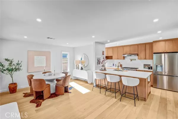 Los Angeles, CA 90008,3811 South Norton