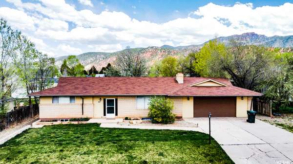 25 S 200 E, Parowan, UT 84761