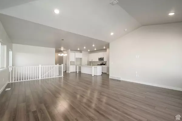 Herriman, UT 84096,12054 S TETON RANGE DR W #108