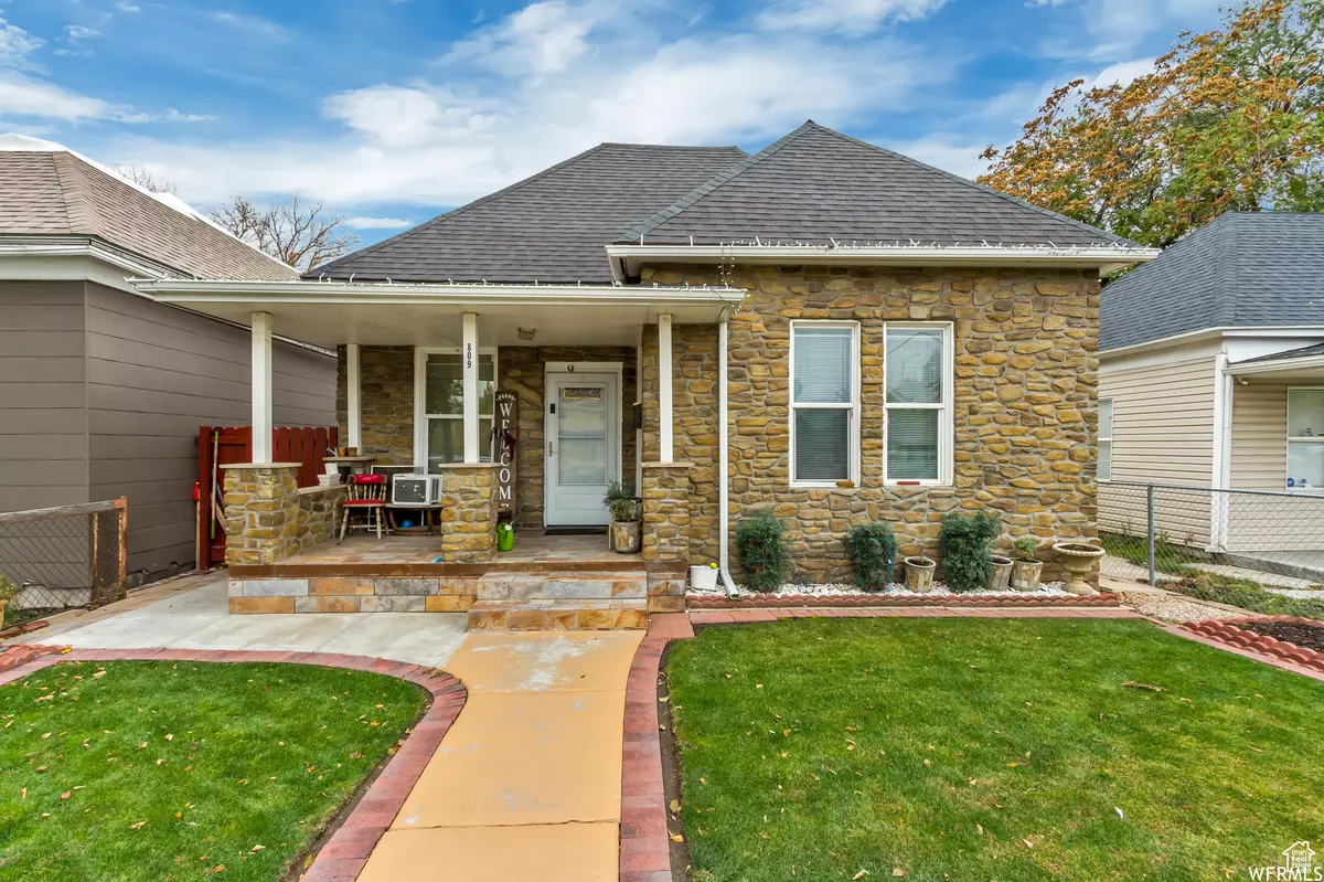 Salt Lake City, UT 84104,809 W 800 S