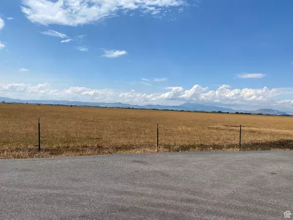 Hyde Park, UT 84318,395 W 3200 N