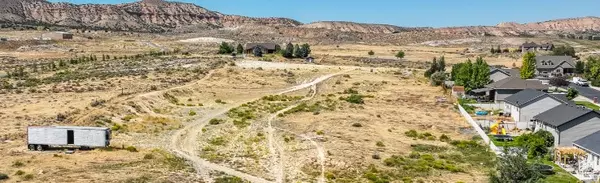 Vernal, UT 84078,118 W 4180 S