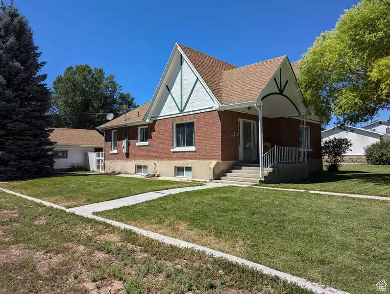 215 N STATE ST, Fountain Green, UT 84632