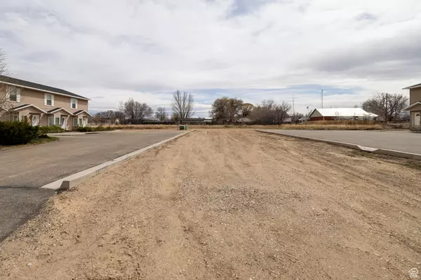 Vernal, UT 84078,80 E 500 S