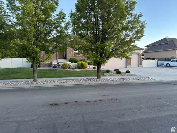 Farr West, UT 84404,2671 W 2500 N