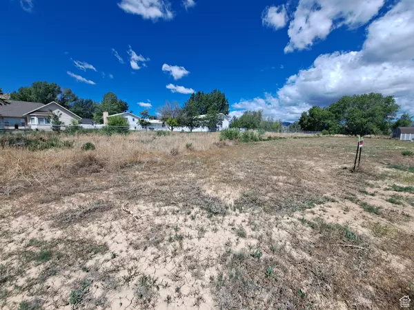 Vernal, UT 84078,3017 W 250 S #407