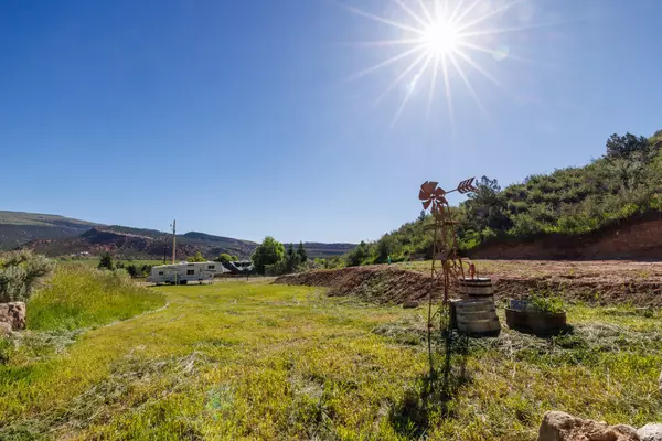 6569 N DRY FORK CYN RD, Vernal, UT 84078