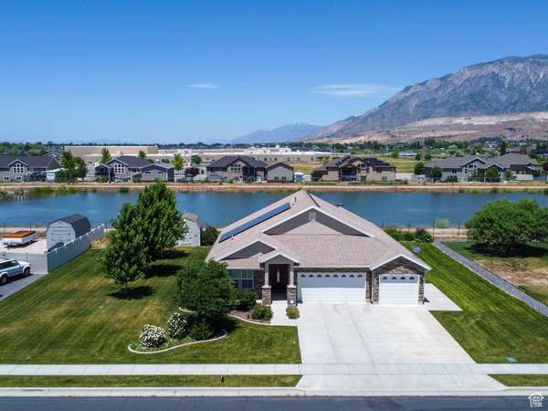 2330 W 2425 N, Farr West, UT 84404