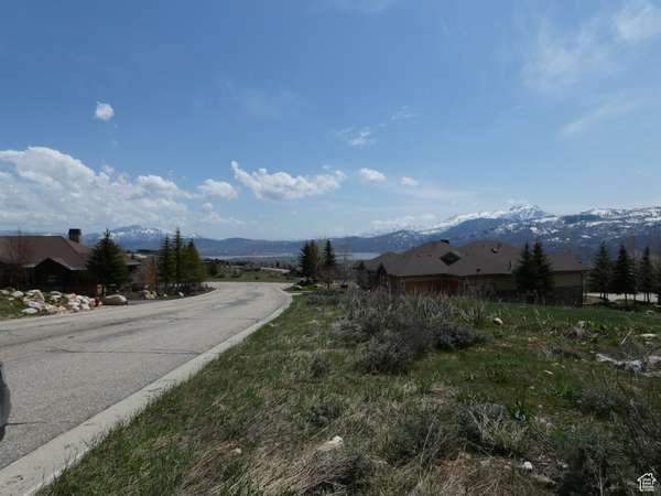 5563 ALPEN GLOW ST #55, Eden, UT 84310