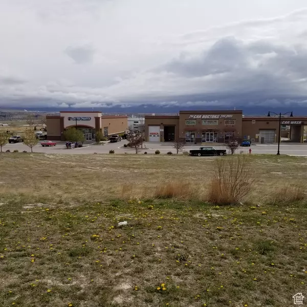 Saratoga Springs, UT 84045,2164 N REDWOOD RD #4