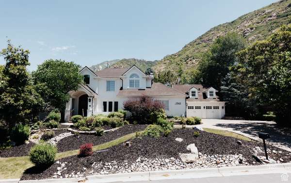 11943 S BROOKGLEN DR, Sandy, UT 84092