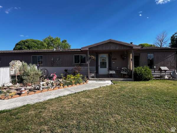 1840 E MAIN ST, Wellington, UT 84542