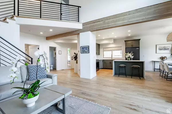 Park City, UT 84098,8389 N POINTE DR