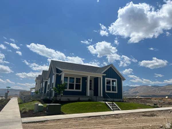 11216 S EASY BEE RD, South Jordan, UT 84009