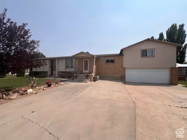 208 E 400 N, Roosevelt, UT 84066