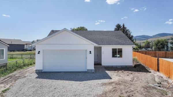 379 N SUNRISE DR, Garden City, UT 84028