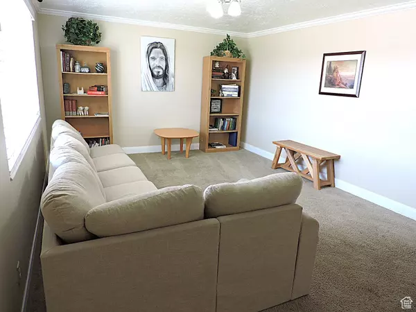 Delta, UT 84624,325 N 100 W