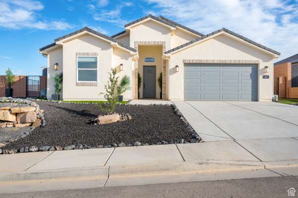 611 S LESINA HEIGHTS DR, St. George, UT 84770