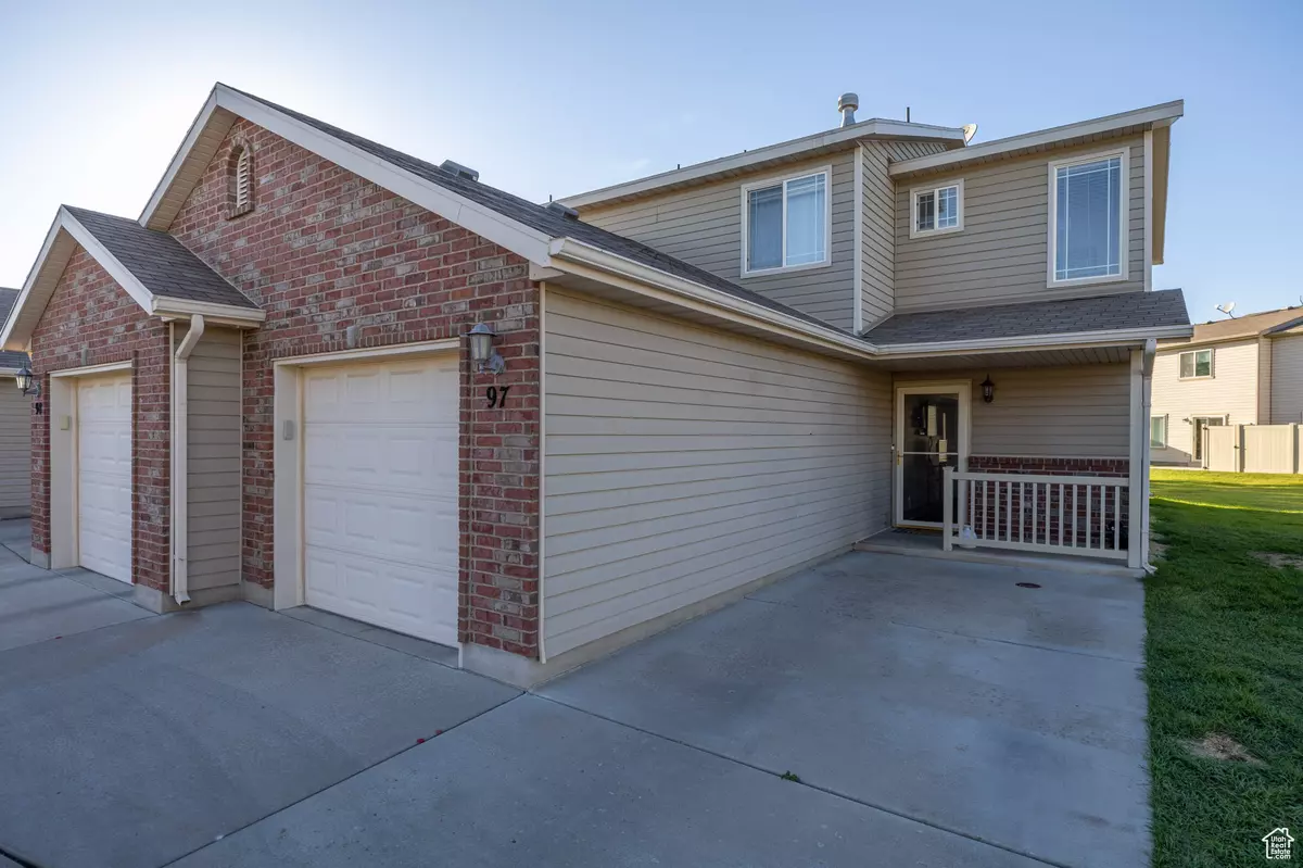 Clinton, UT 84015,652 W 800 ST N ##97