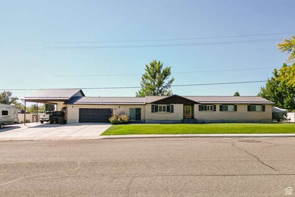 65 W 0500 S, Ferron, UT 84523