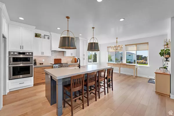 897 N MAIN ST ST, Mapleton, UT 84664