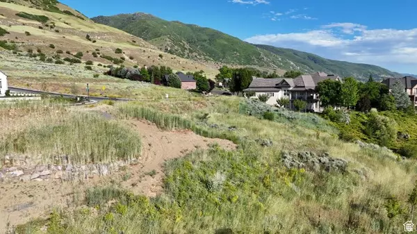 Farmington, UT 84025,1563 N NORTH COMPTON RD