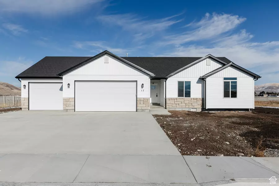 17 CEDAR LN, Franklin, ID 83237