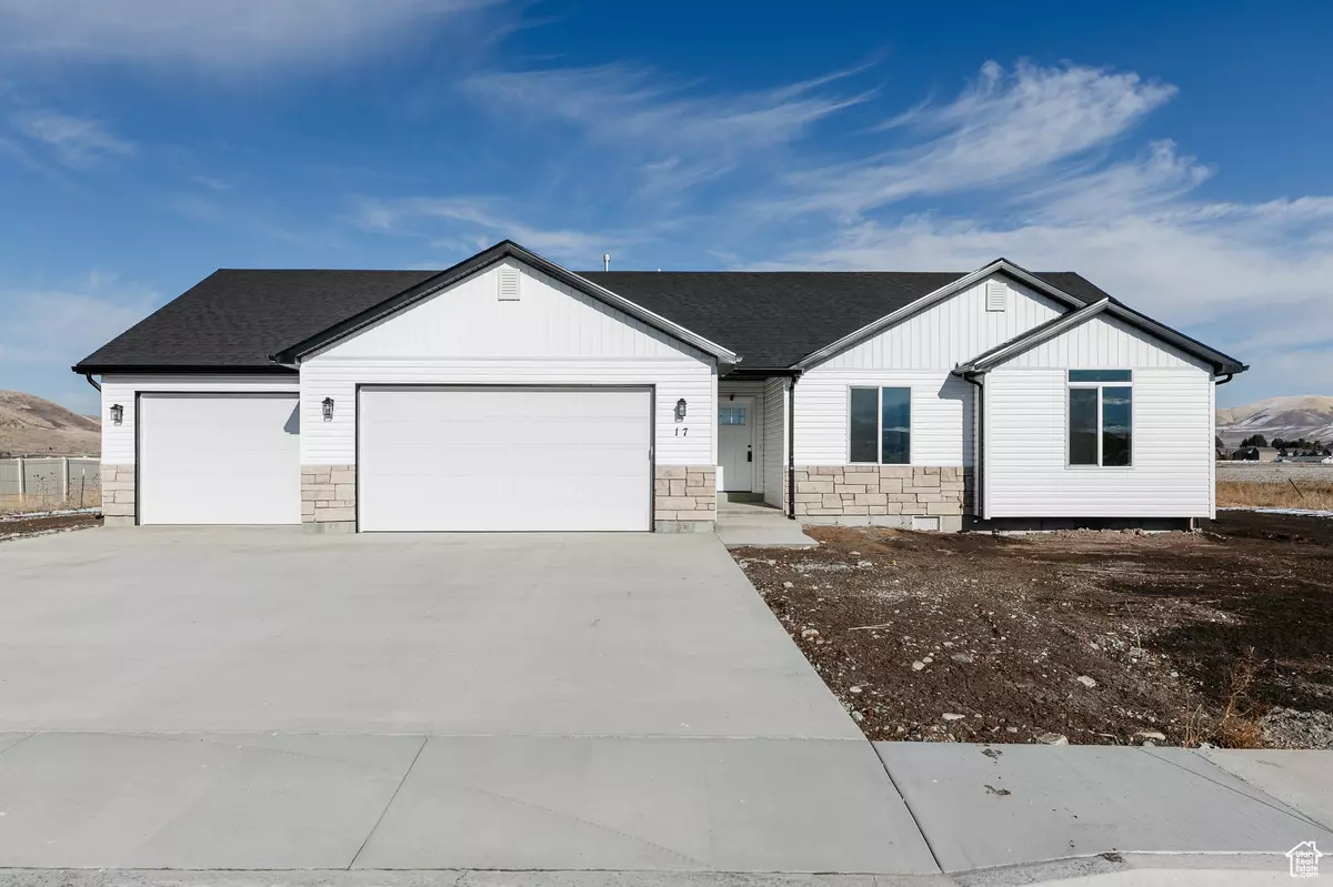 Franklin, ID 83237,17 CEDAR LN