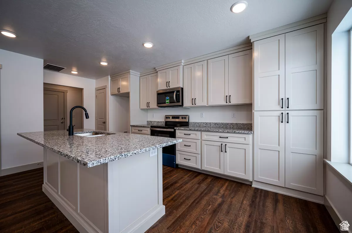Smithfield, UT 84335,657 S 85 E #33