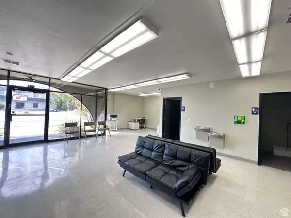 South Salt Lake, UT 84115,2985 S 300 W