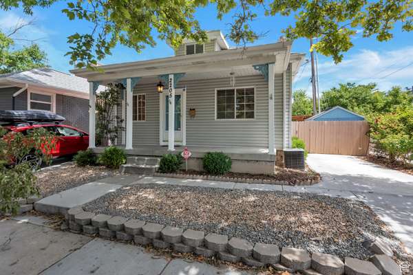 2205 S 800 E, Salt Lake City, UT 84106