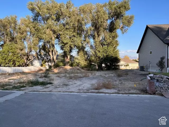 West Valley City, UT 84120,3759 S OLD WOOD PL W #107