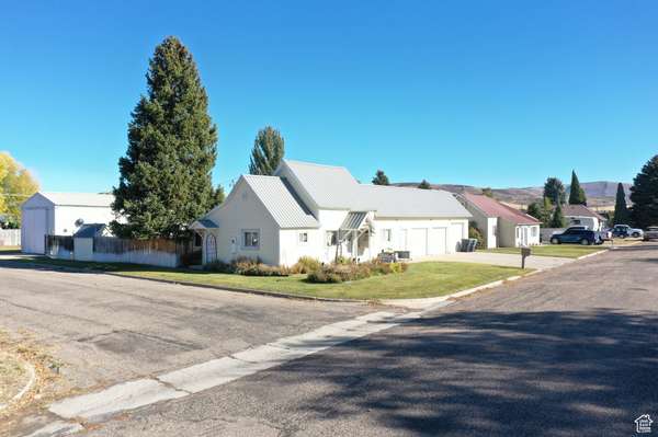 251 DONAHUE AVE, Soda Springs, ID 83276